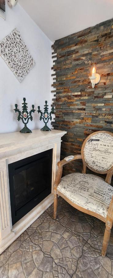 Morii Lake Pool Villa Bucureşti Ngoại thất bức ảnh